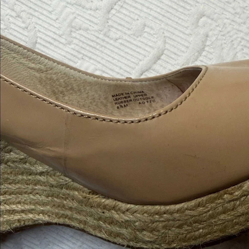 MICHAEL Michael Kors Beige Wedge Espadrille Sandals. 8.5 Sling back.